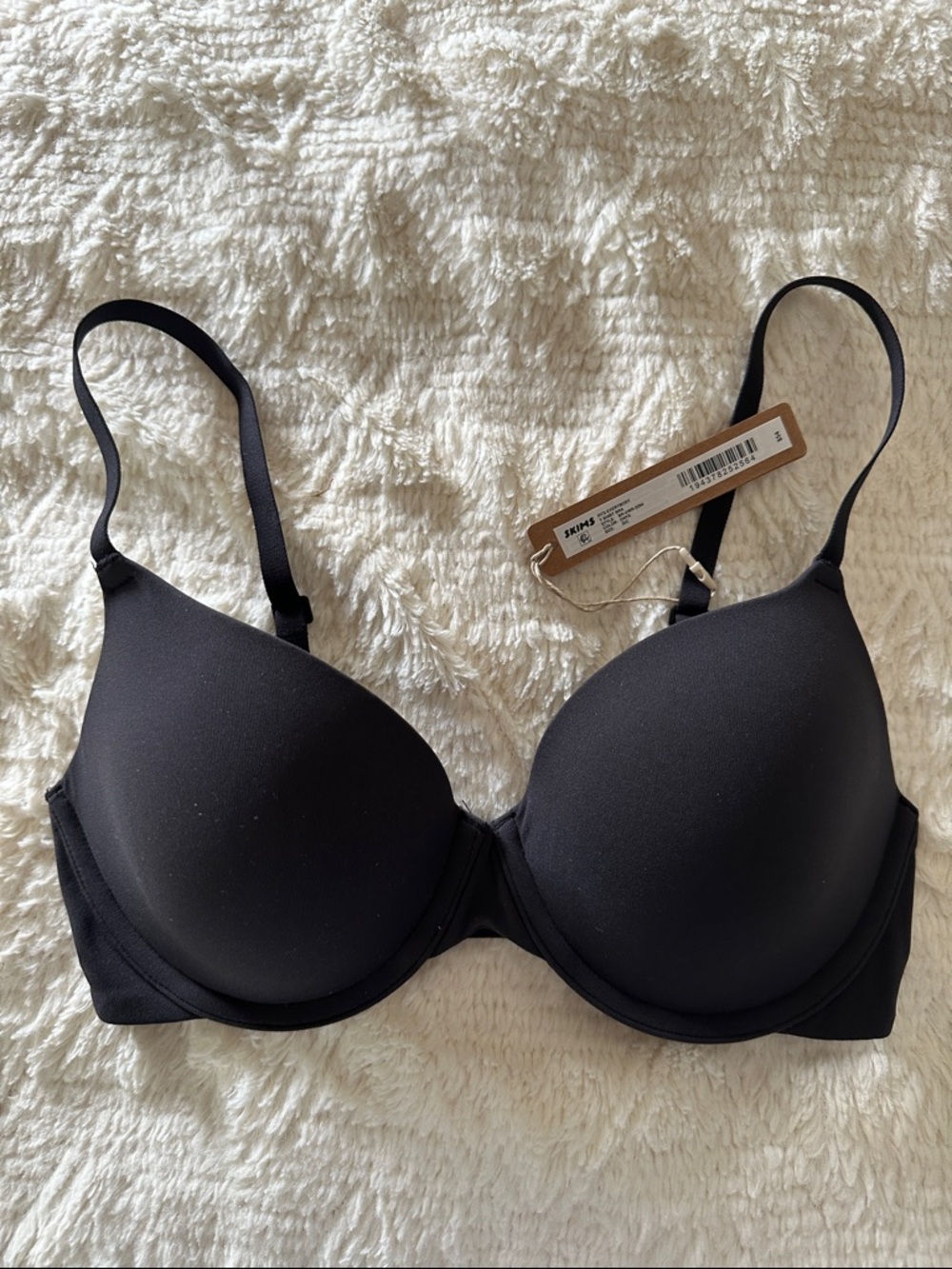SKIMS Fits Everybody Smooth Molded T-Shirt Bra